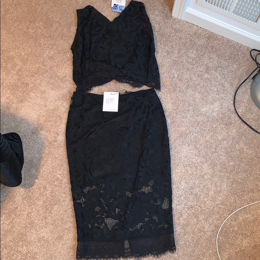2 piece crop top set - brand new